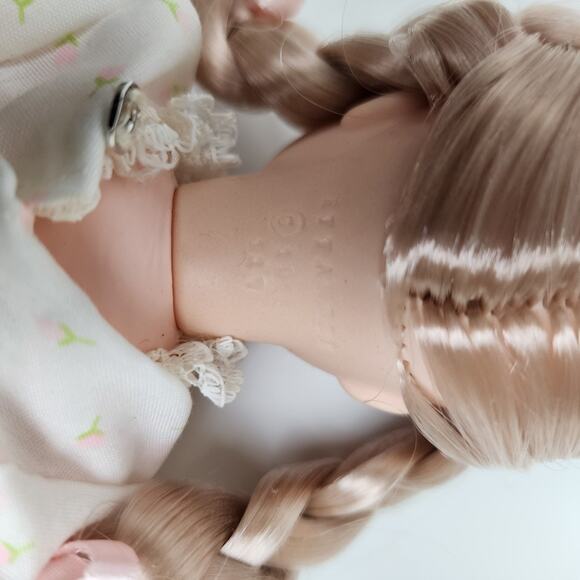 Effanbee MARY HAD A LITTLE LAMB Doll 11" 1983 w/ Lamb Cut-Out Hard Plastic Doll - Picture 7 of 13